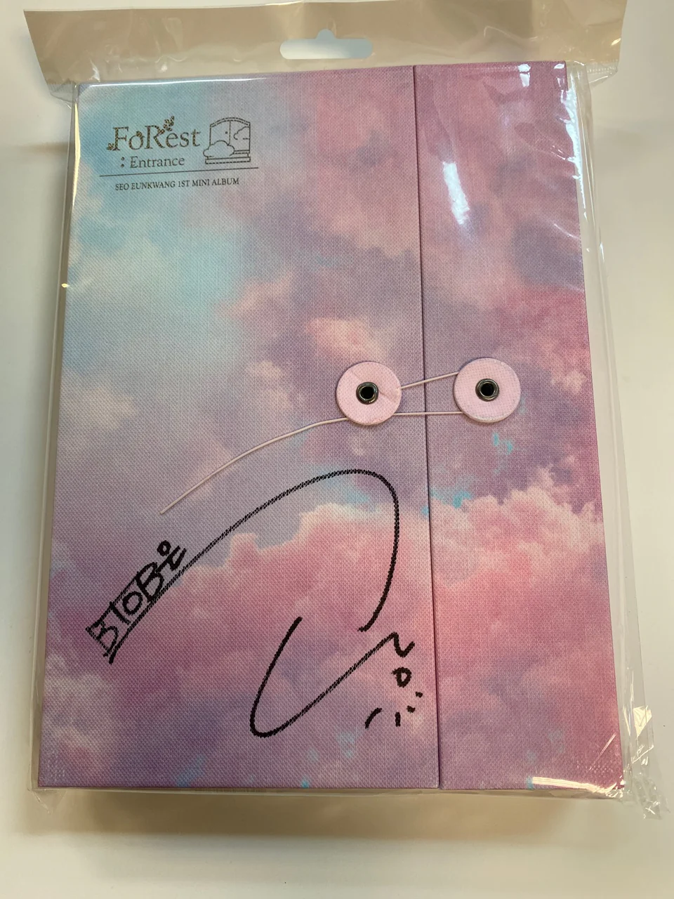 서은광 (비투비) - 미니1집 SIGNED - AUTOGRAPHED ALBUM [FoRest : Entrance] (Light ver.)