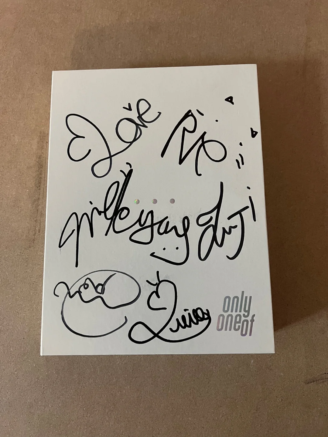 [세트] 온리원오브 (OnlyOneOf) - 미니1집 [dot point jump] | AUTOGRAPHED ALBUM