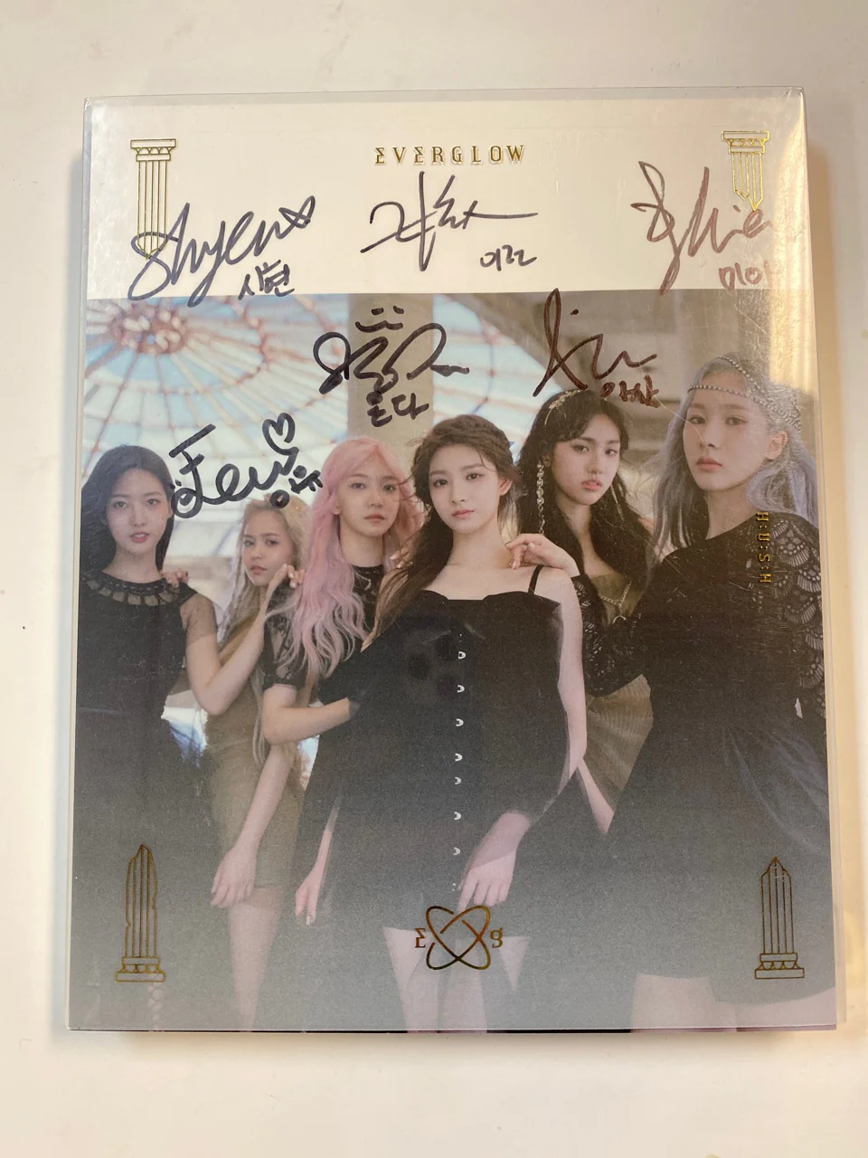 에버글로우 (EVERGLOW) |  [HUSH] | AUTOGRAPHED ALBUM
