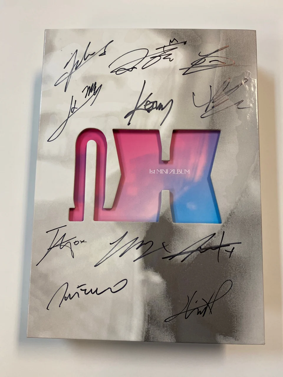 오메가엑스 (OMEGA X) | 미니1집 [VAMOS] (X Ver.) | AUTOGRAPHED ALBUM