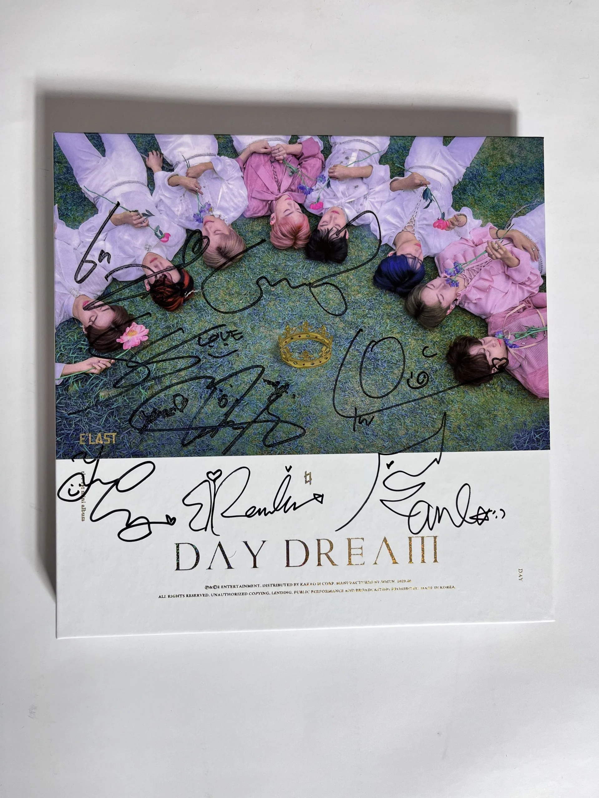 엘라스트 (E'LAST) - 미니1집 [Day Dream] (DAY VER.) | AUTOGRAPHED ALBUM