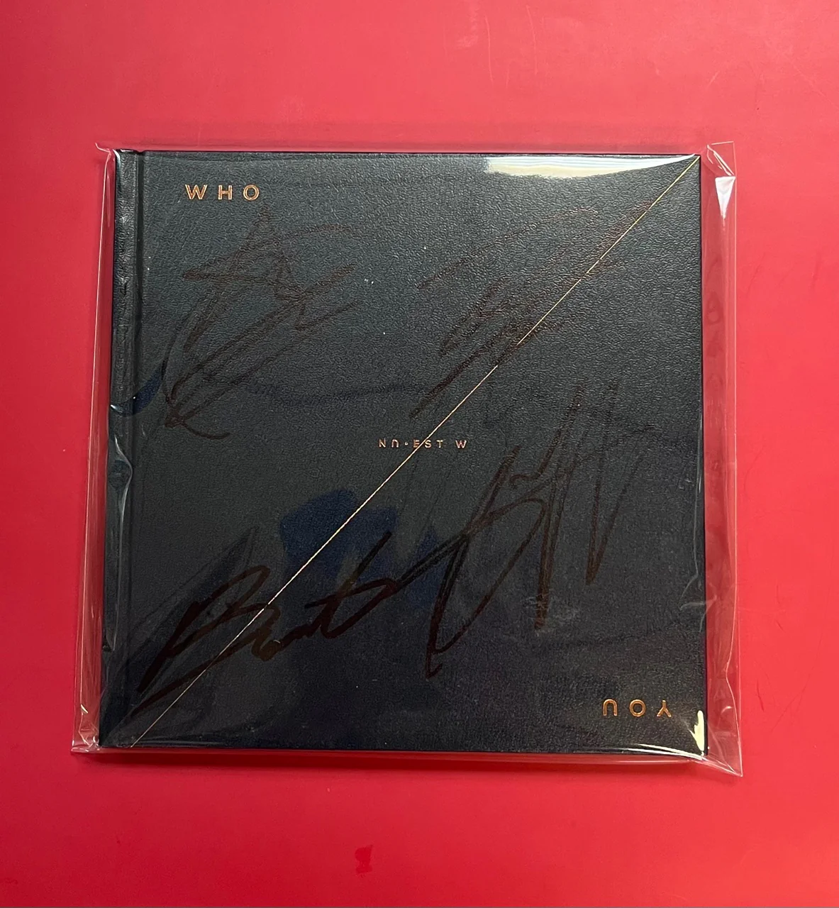 뉴이스트 W (Nu`est W) | WHO, YOU (YOU VER.) | AUTOGRAPHED ALBUM