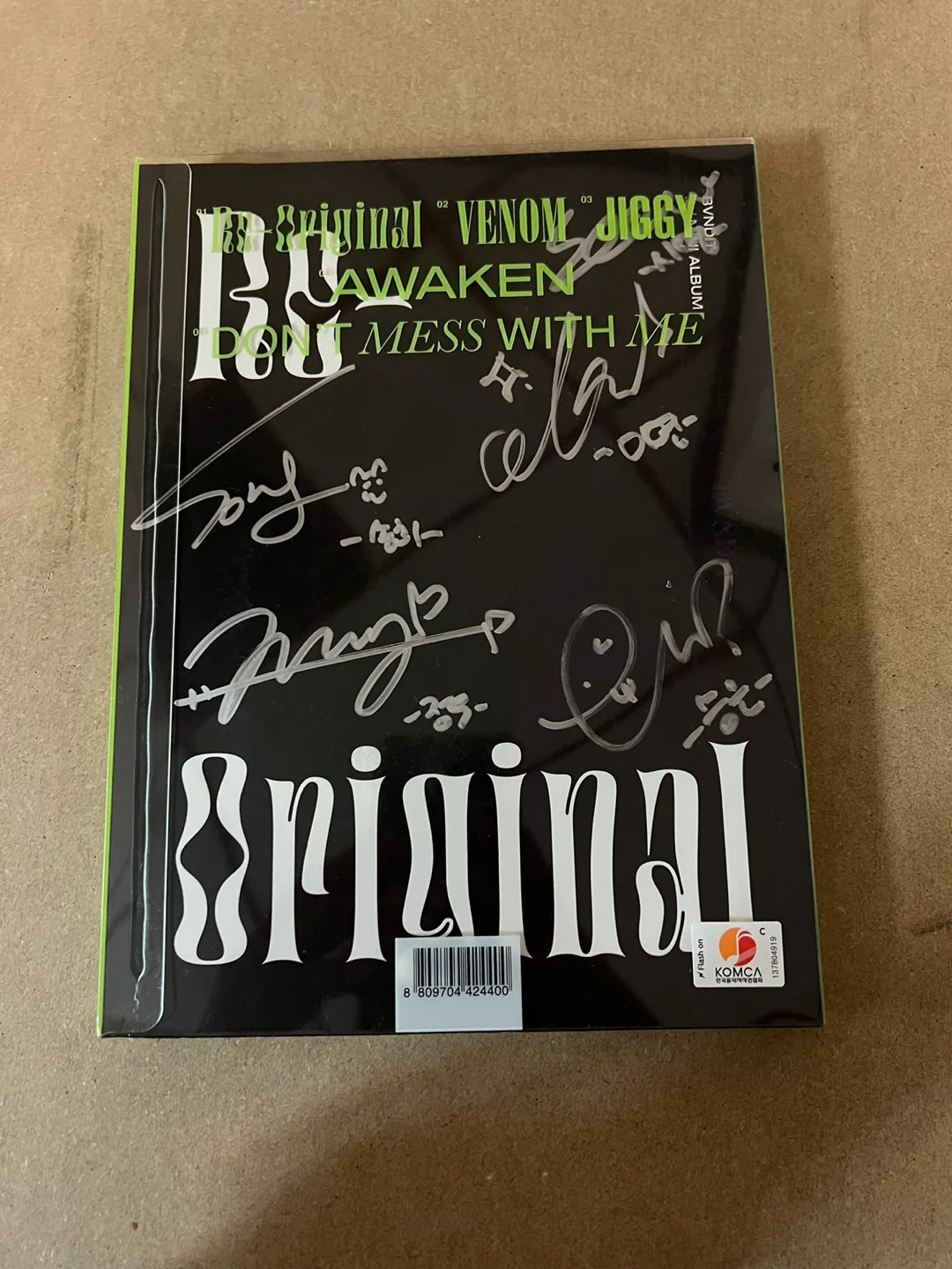 BVNDIT - 3rd Mini Album [Re-Original] | AUTOGRAPHED ALBUM