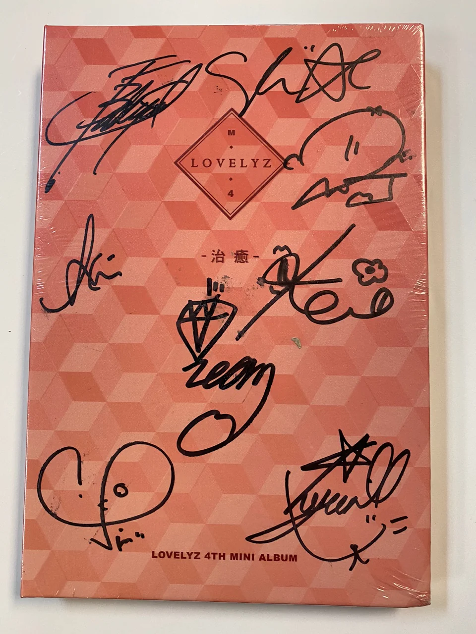 [SIGNED] LOVELYZ - 4TH MINI 治癒(치유)]