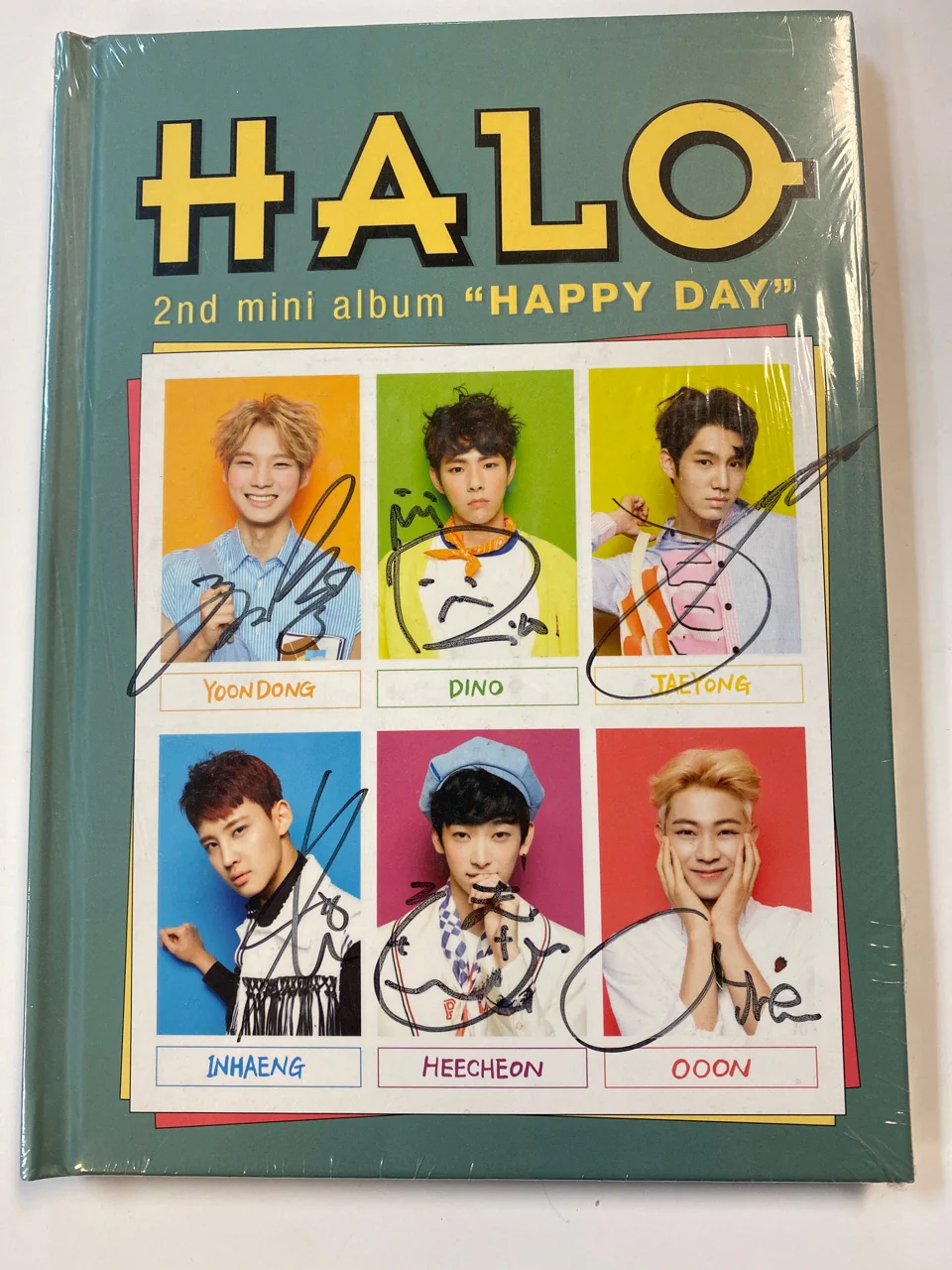 Halo | [Happy Day] | AUTOGRAPHED ALBUM