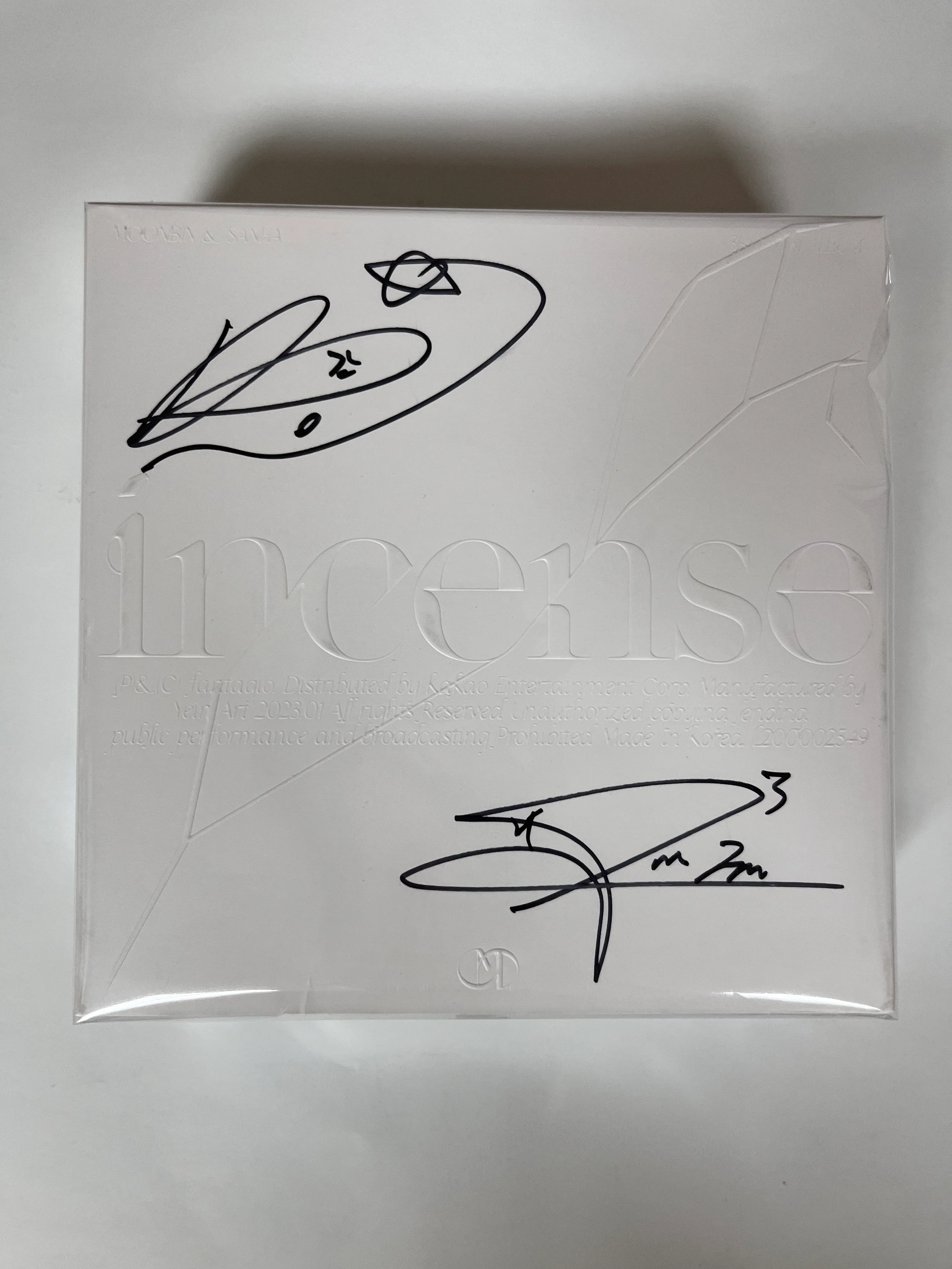 ASTRO - 3rd Mini Album [INCENSE] AUTOGRAPHED ALBUM - Image 2