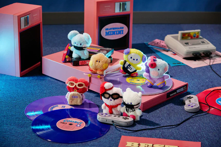 BT21 MININI STEREO STANDING DOLL