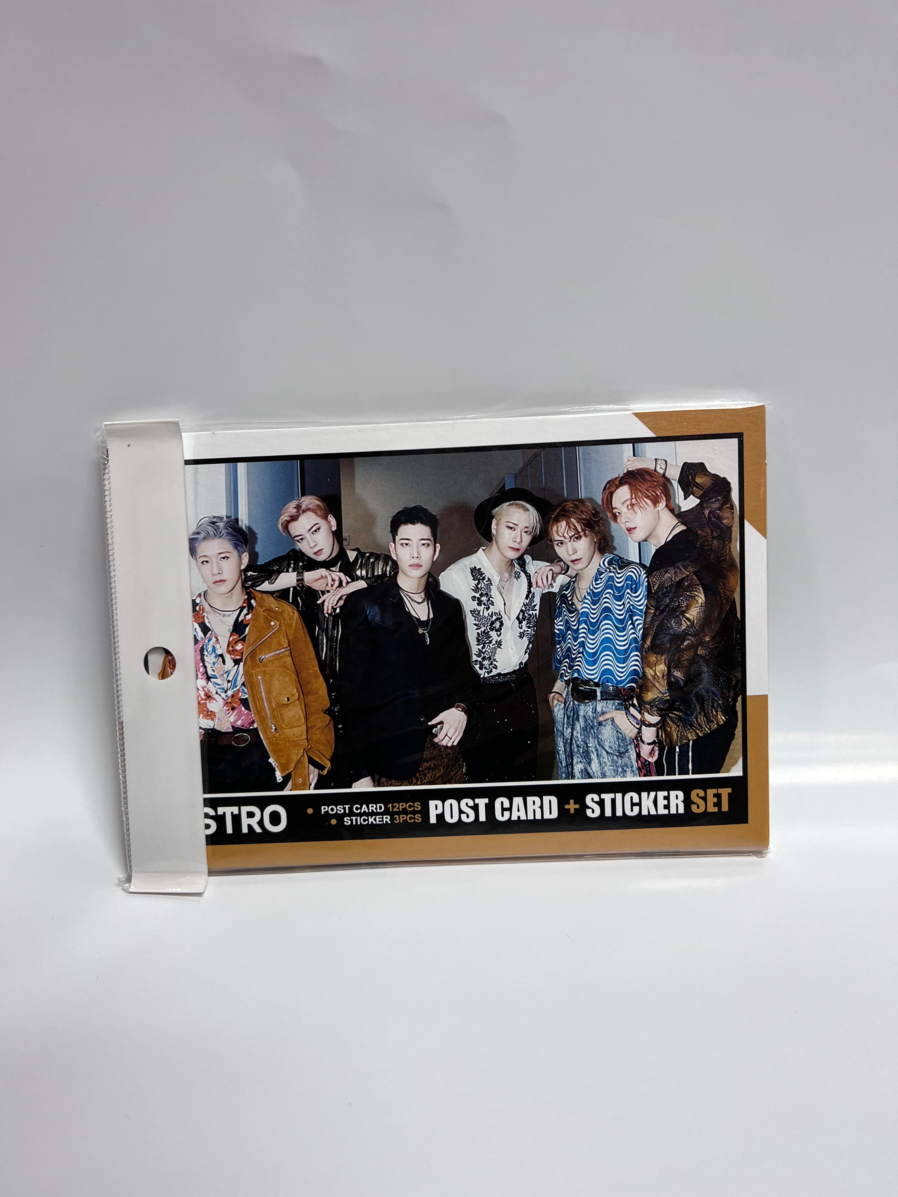 KPOP POSTCARD + STICKER SET - Image 13