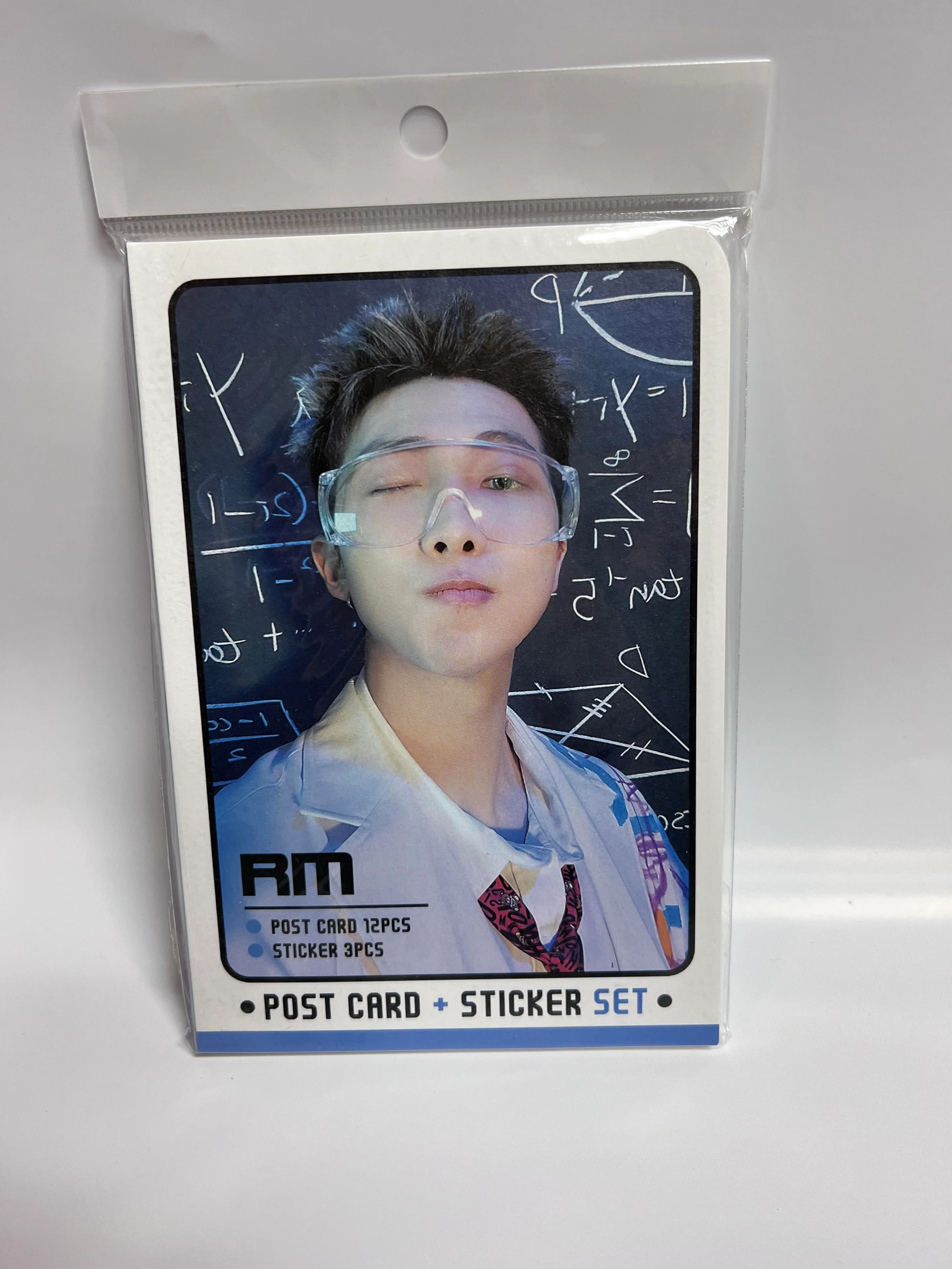 KPOP POSTCARD + STICKER SET - Image 3