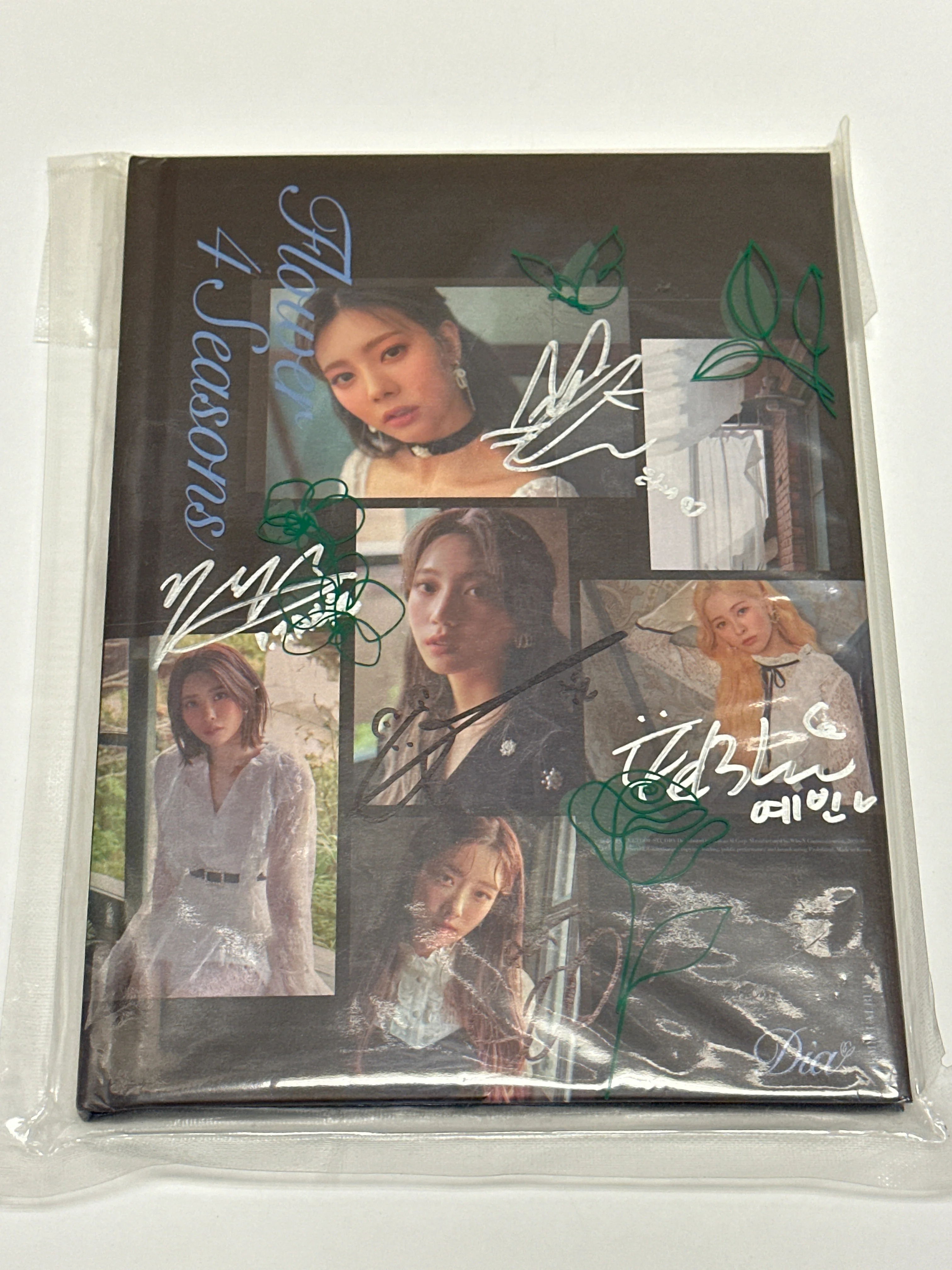 DIA - FLOWER 4 SEASON - SEASON VER.  | AUTOGRAPHED ALBUM