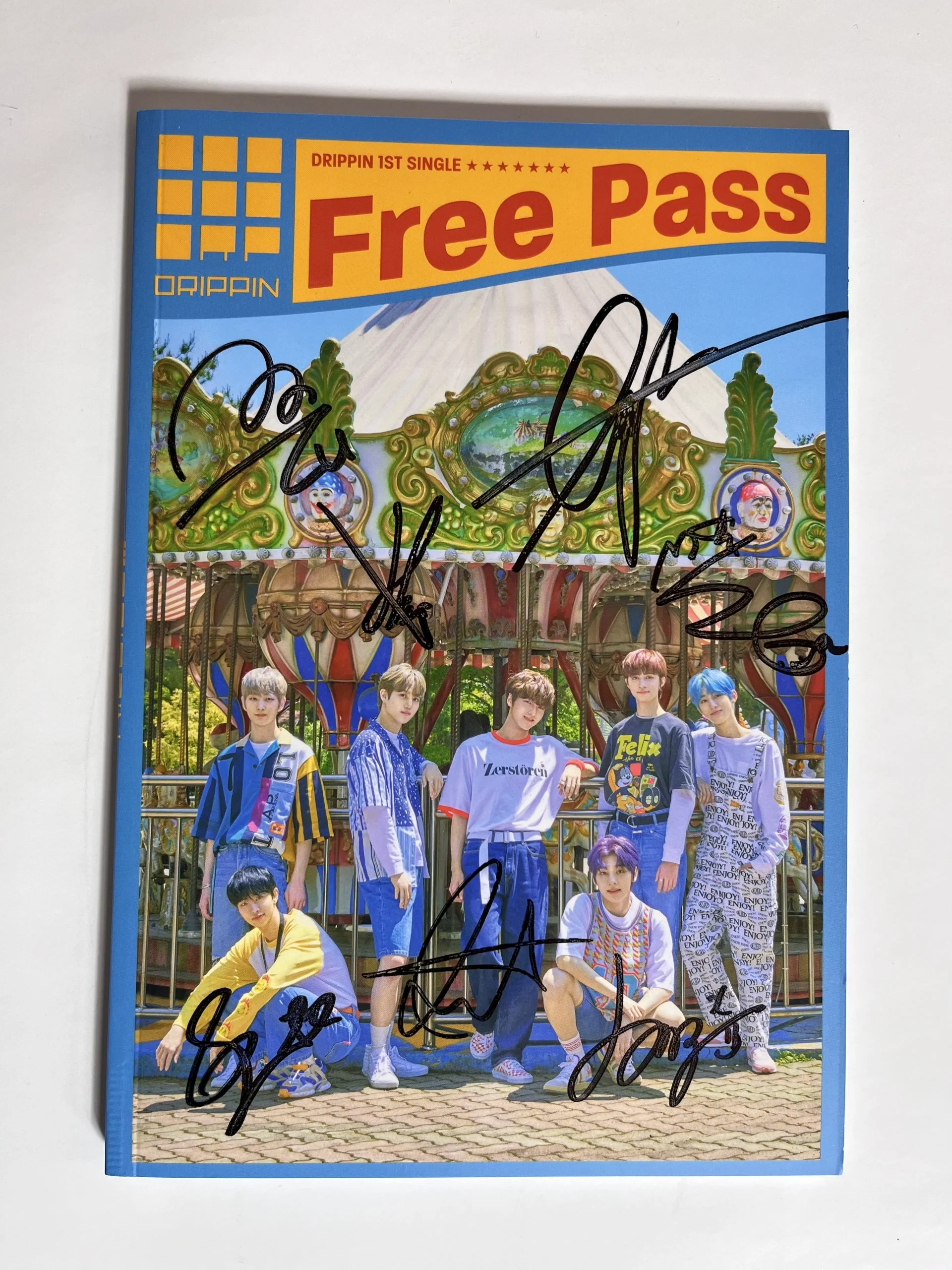 [SIGNED] DRIPPIN - Free Pass (A VER.)