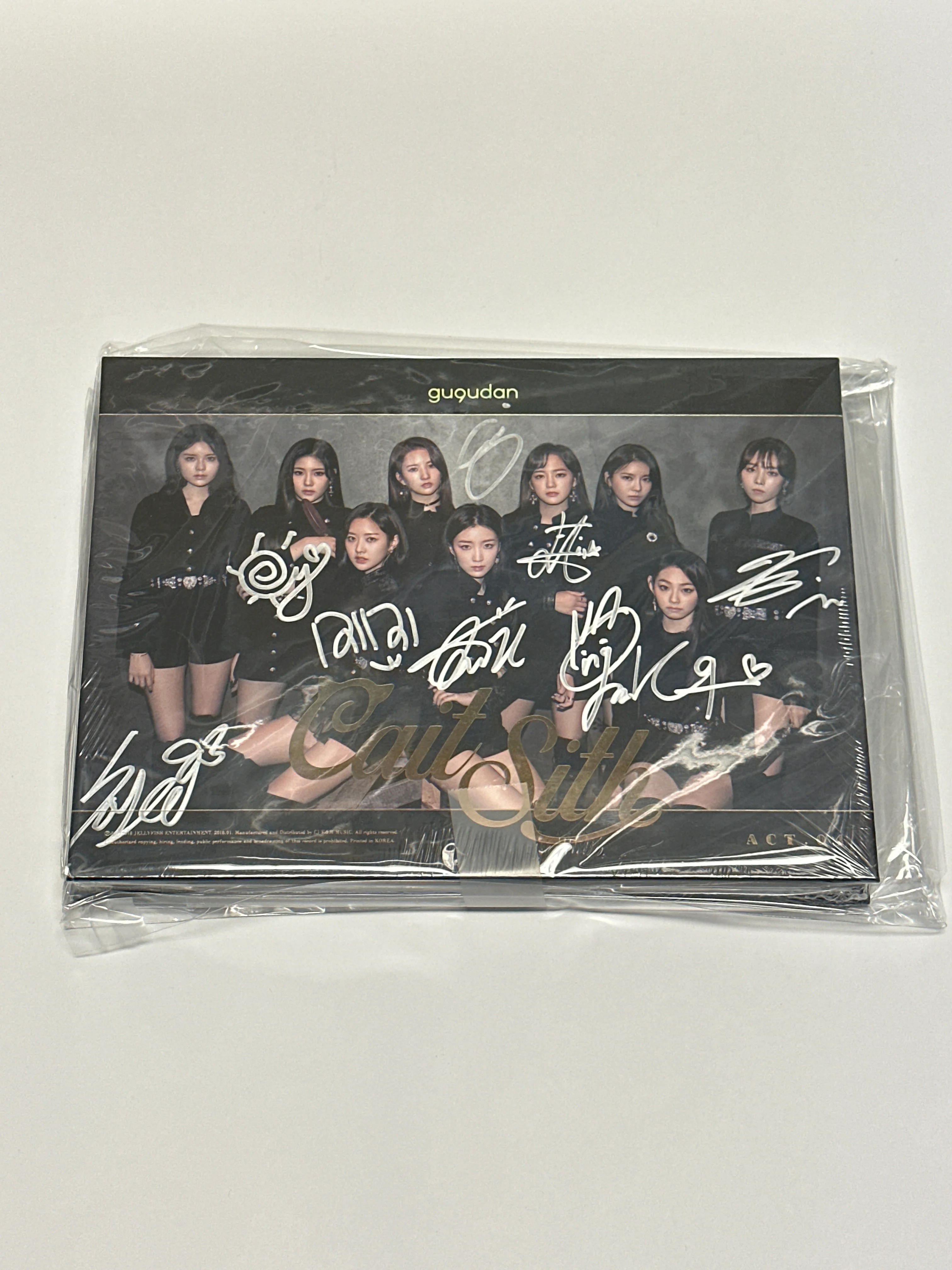 GU9UDAN - CAIT SITH | AUTOGRAPHED ALBUM