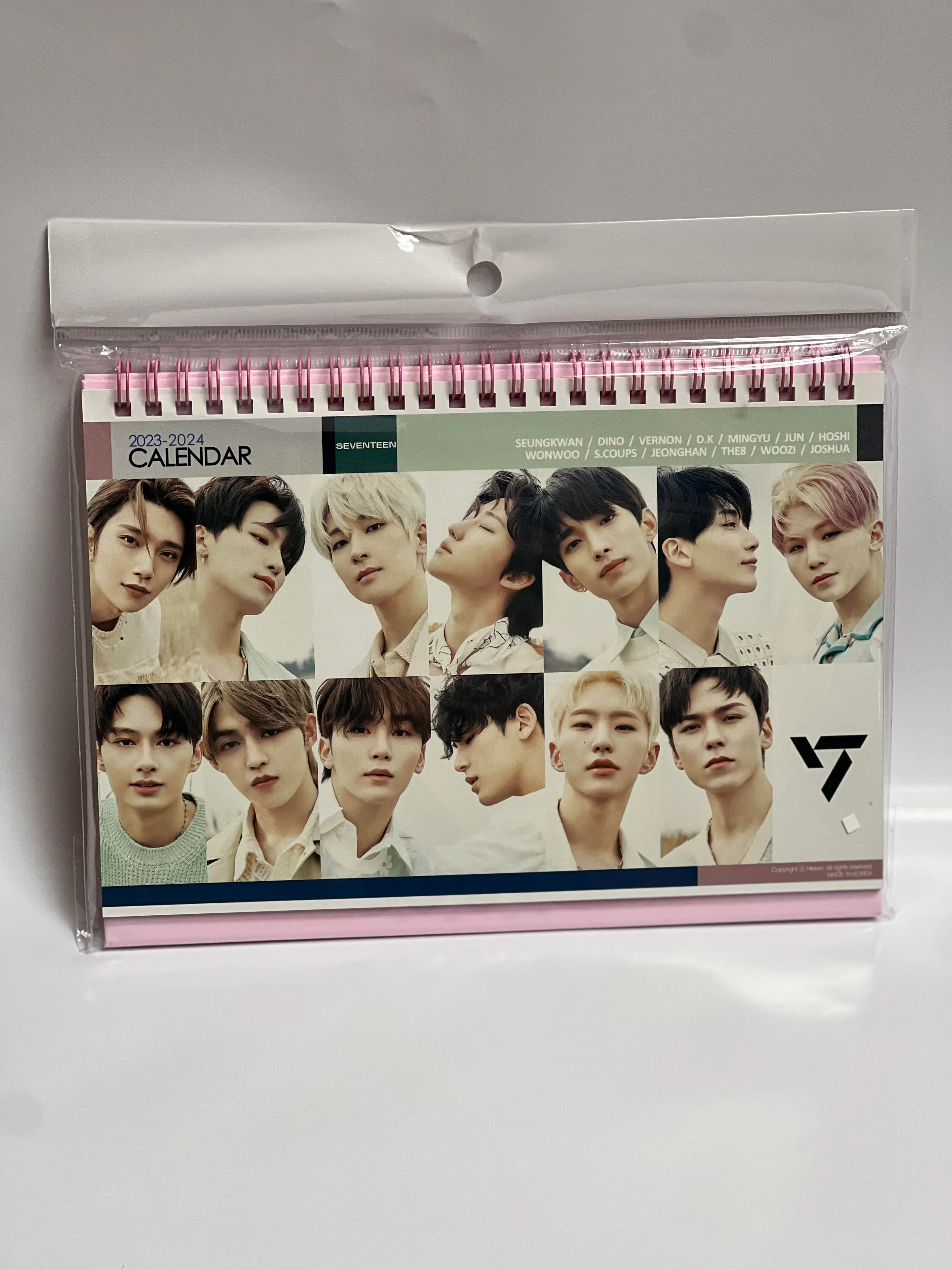 KPOP 2023-2024 PHOTO DESK CALENDAR - Image 15