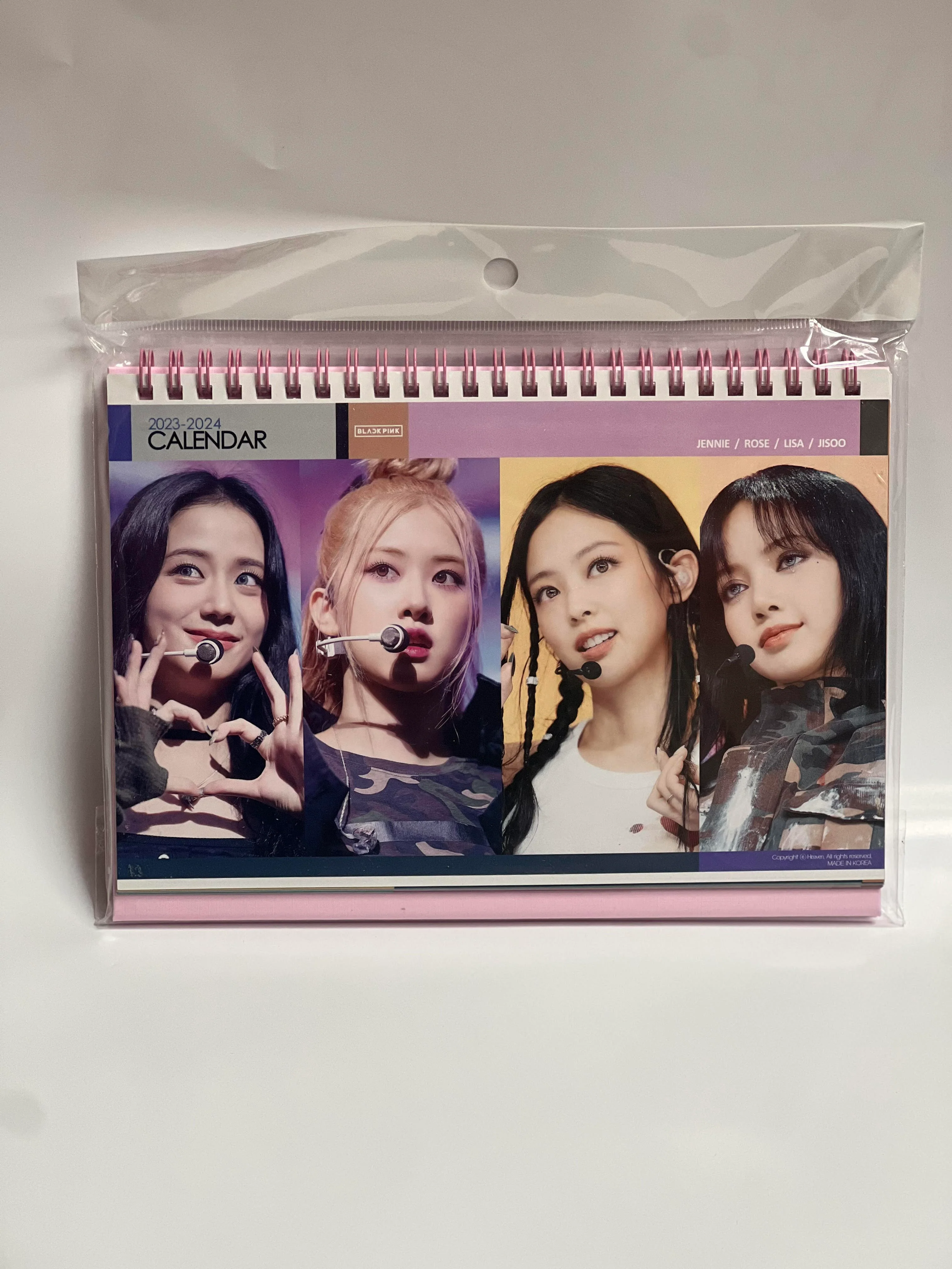 KPOP 2023-2024 PHOTO DESK CALENDAR - Image 18