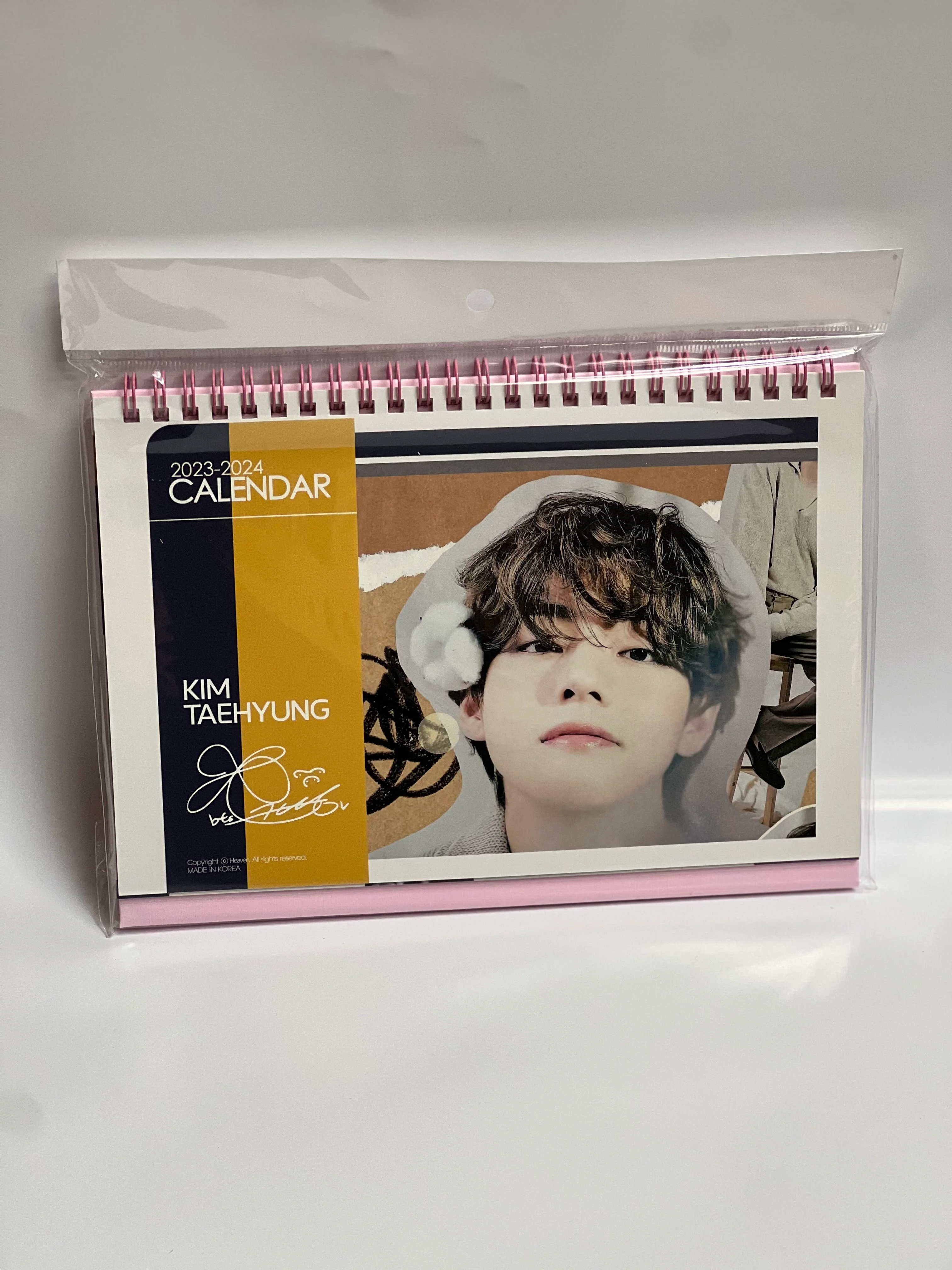 KPOP 2023-2024 PHOTO DESK CALENDAR - Image 7