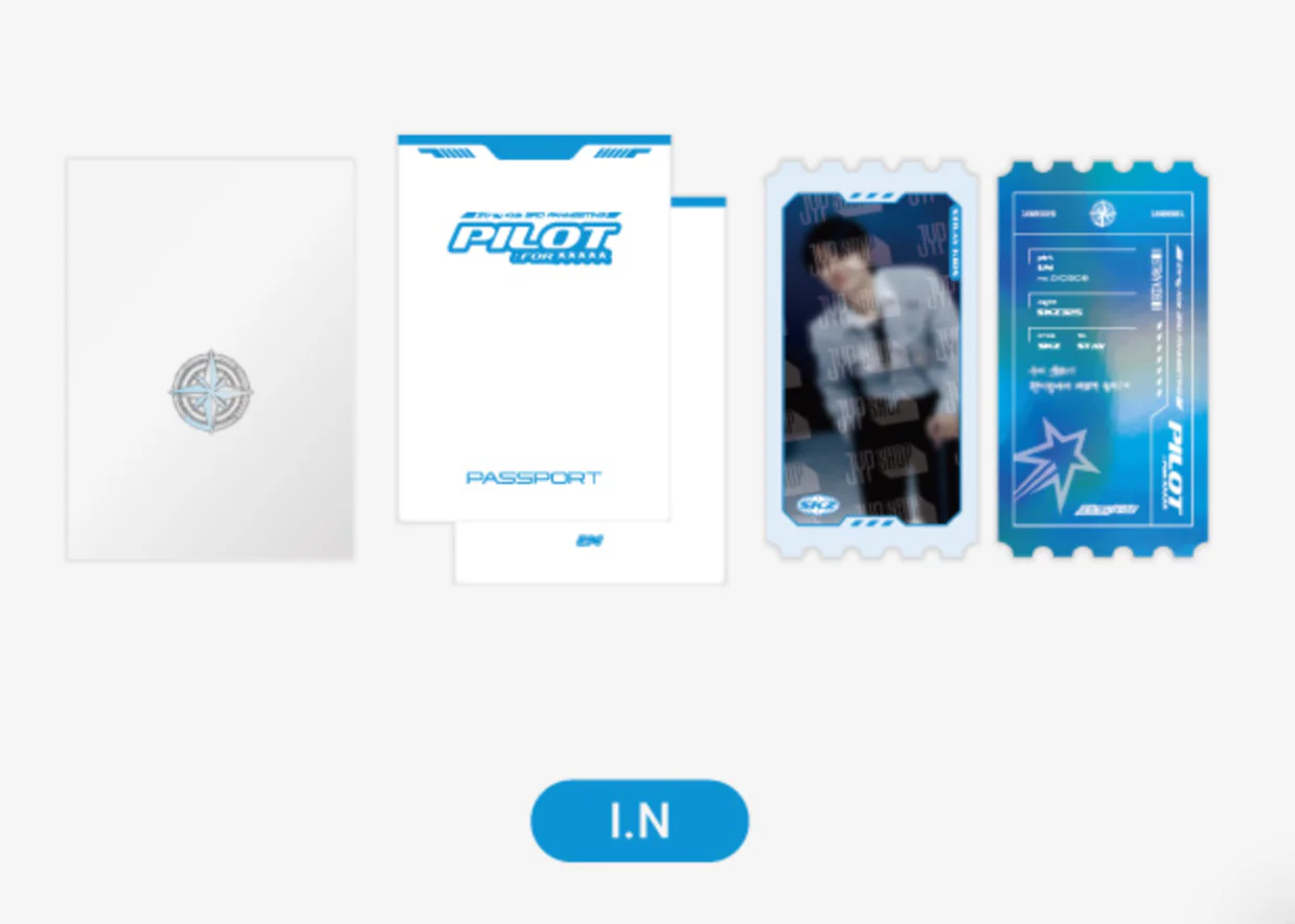 PASSPORT SET - 'PILOT : FOR ★★★★★' - Image 9