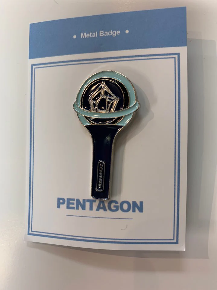 PENTAGON LIGHTSTICK PIN BADGE