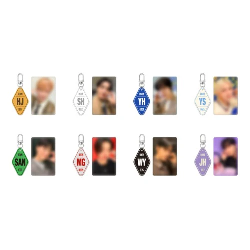 ATEEZ POP-UP `8ROOM` OFFICIAL MERCH - 8ROOM KEYRING
