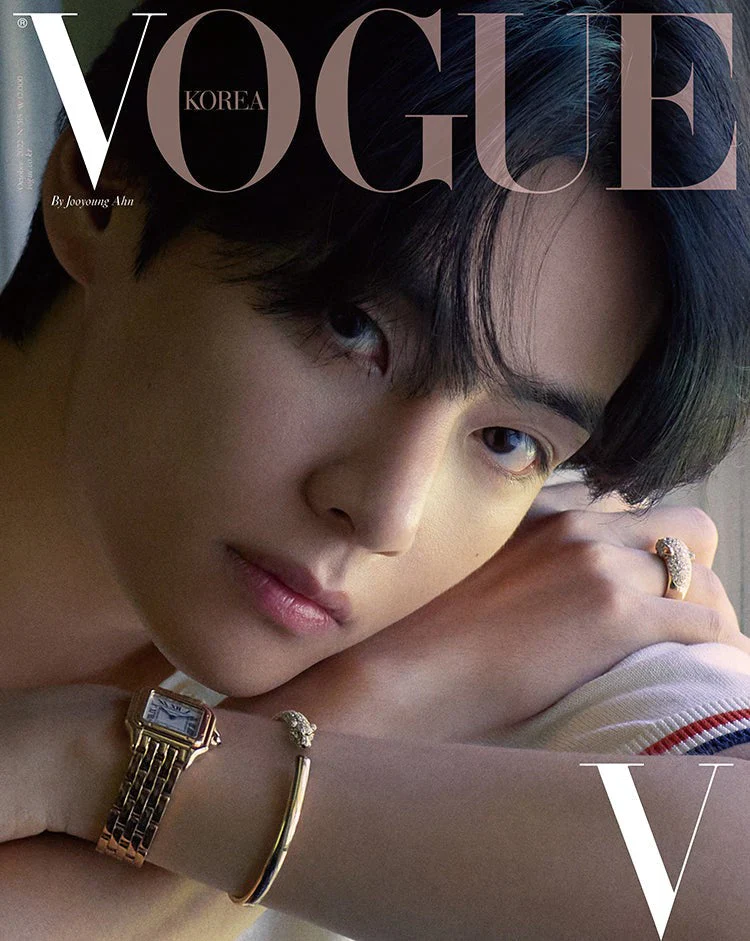 V X VOGUE KOREA - OCT 2022 [COVER : V (BTS)] - Image 3